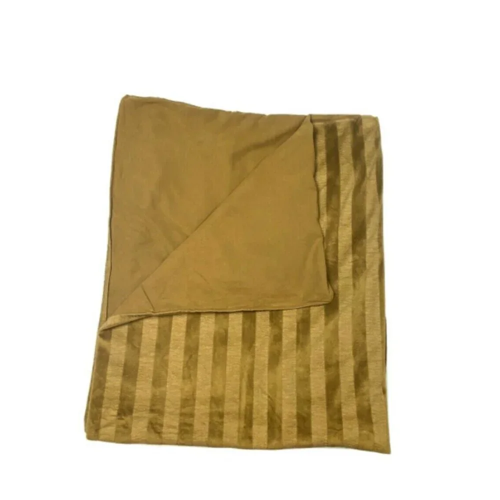 Luxury Reversible Fleece Microfiber Throw Blanket
